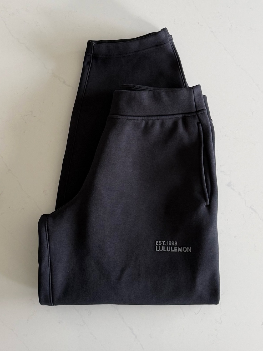 lululemon heavyweight sweatpant 30”